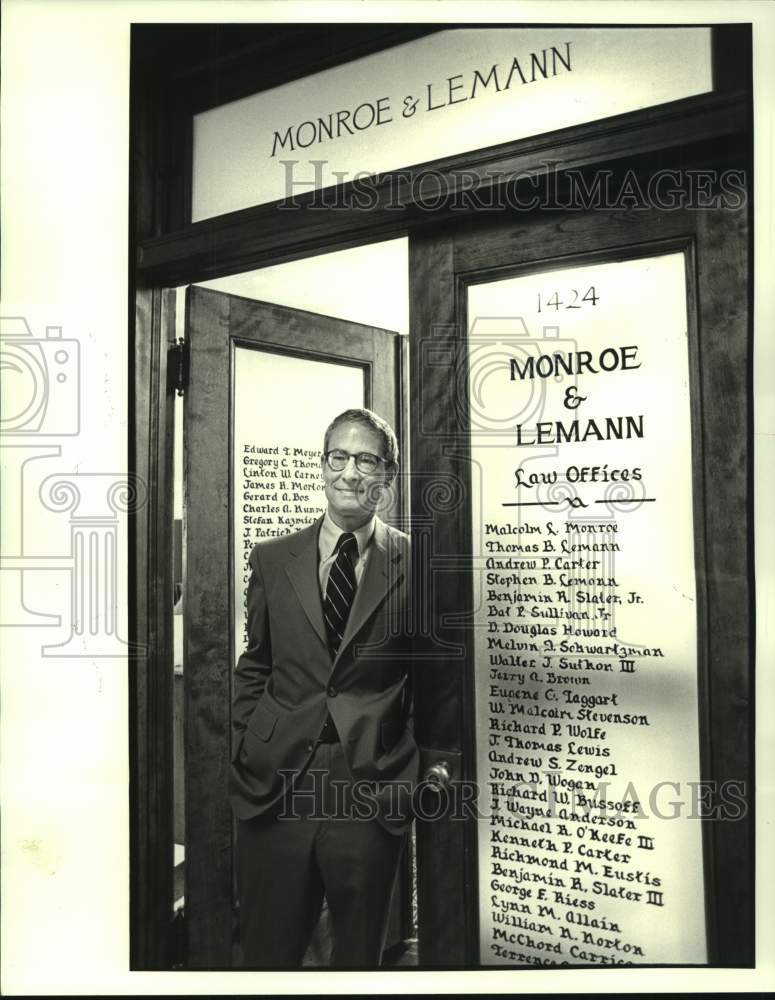 1986 Press Photo Thomas Lemann in doorway of his Monroe &amp; Lemann office - Historic Images