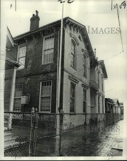 1974 Padlocked gates of the McDonogh No. 1 School- Renovated 1891 - Historic Images