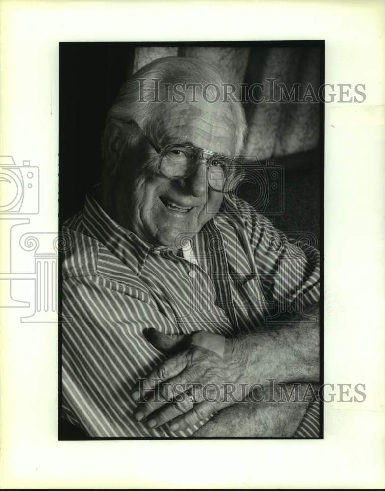 1993 Press Photo Hayes Lepine, West Bank Volunteer. - Historic Images