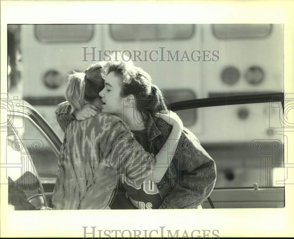 1989 Press Photo Nancy Lepine &amp; Gerry Higgins- Belle Chase High School students - Historic Images