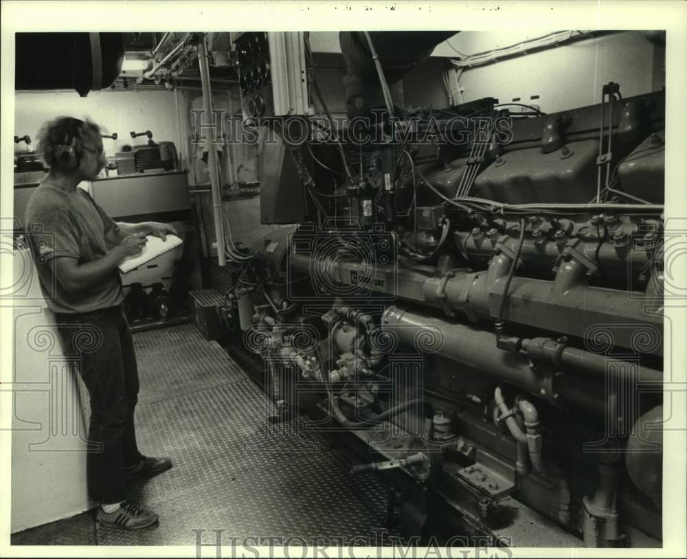 1987 Press Photo Oil Industry: Louisiana Offshore Oil Port - Historic Images