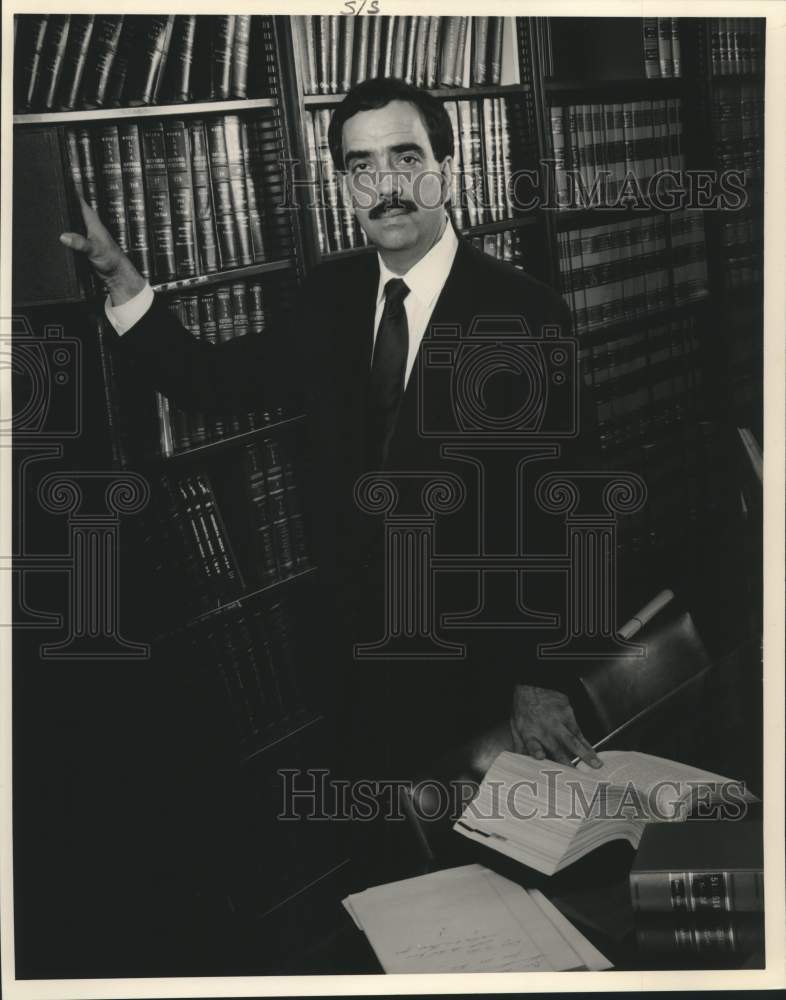 1988 Press Photo Neil Levith, candidate for First Parish Court Judge. - Historic Images