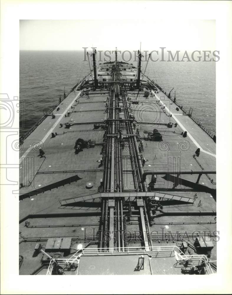 1995 Press Photo Lightering Vessels - The Chevron Nagasaki in Gulf of Mexico - Historic Images