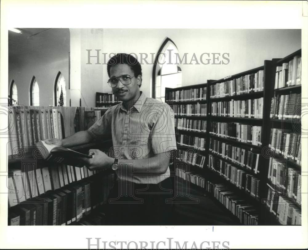 1991 Press Photo Robert Little, director of Gretna Senior Center - Historic Images