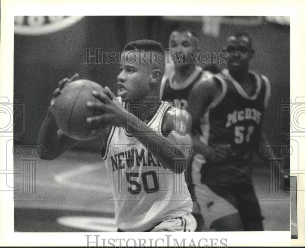 1990 Press Photo Newman's Randy Livingston during the game against McDonough 35 - Historic Images