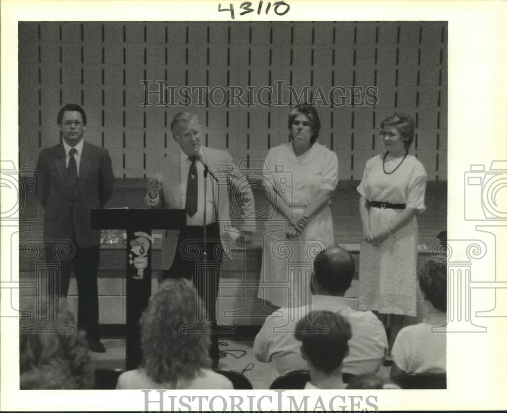 1989 Press Photo Installation of new District PTA officers at Abney Elementary - Historic Images