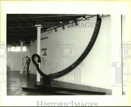 1993 Press Photo Sculpture by Gene Koss at CAC for Chris Waddington review - Historic Images