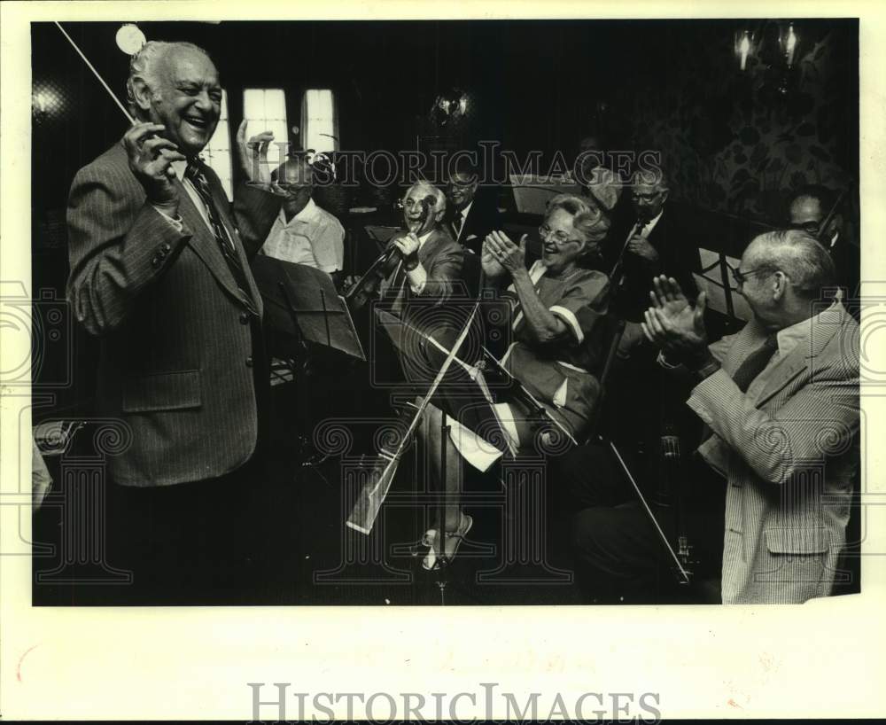 1985 Karl Kilinski serenaded by his former students at Peppermill - Historic Images