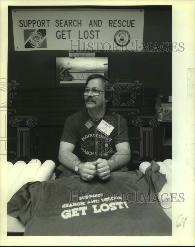 1989 Press Photo Bruce Keever at NASAR convention at the Clarion Hotel-Historic Images