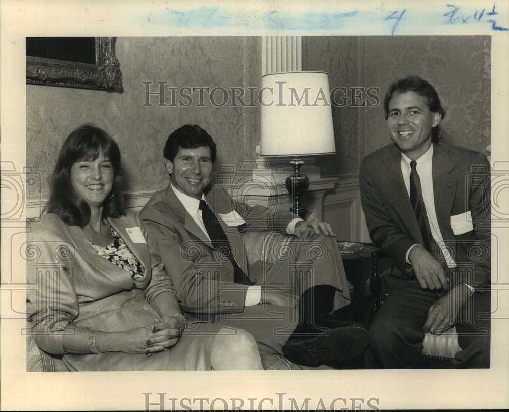 1991 Press Photo Inda Kleinschmidt, H.D. Lanaux, Ken Kleinsch at reunion - Historic Images