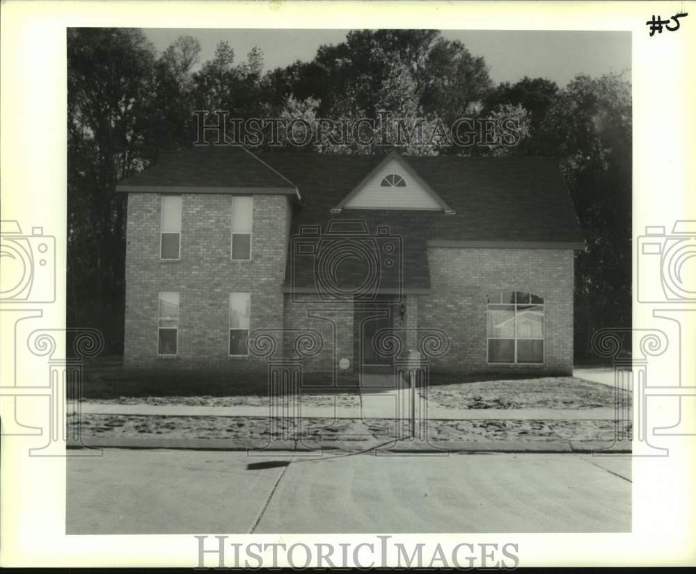 1990 Press Photo Housing - House at South Lake Boulevard in Poydras, Louisiana - Historic Images