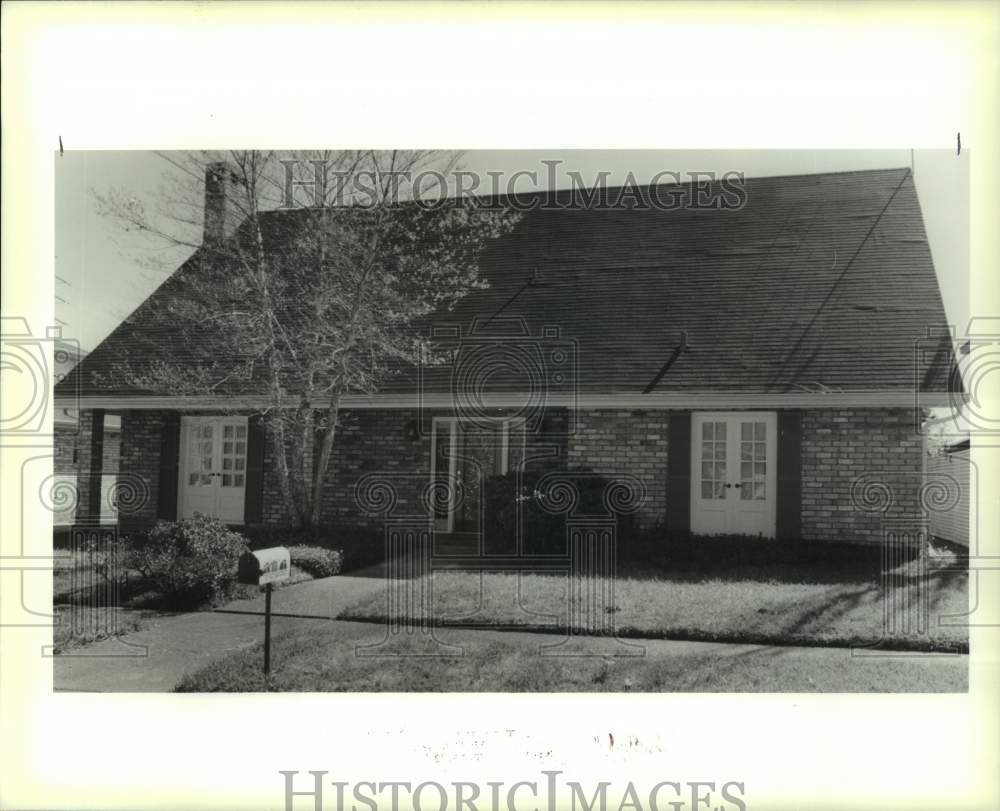 1990 Press Photo House on #12 Rue Grenoble, Chateau, Kenner - Historic Images