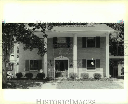 1990 Press Photo House on