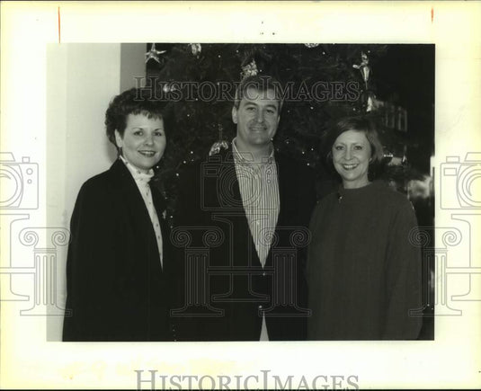 1991 Press Photo Attendees to the Children's Bureau New Orleans Fair Grounds - Historic Images