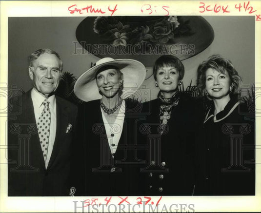 1994 Press Photo Harold & Celeste Judell, Marie Gray, Carolyn Elder- Mad Hatters - Historic Images