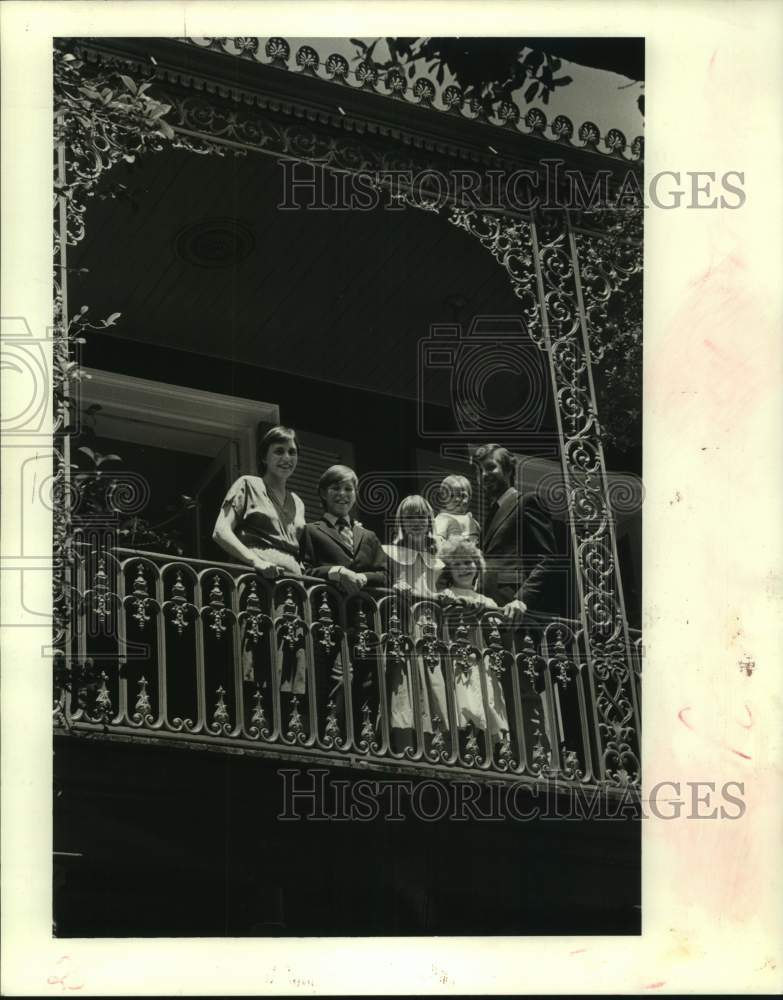 1986 Press Photo Maxine Kimbrell and her family - Historic Images