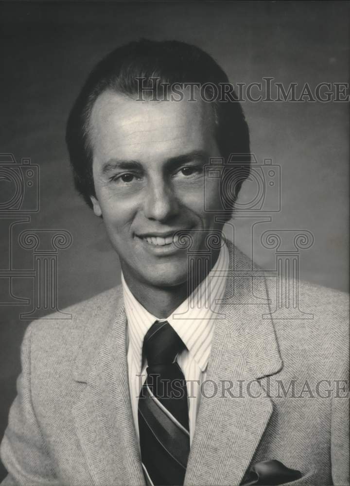 1989 Press Photo Robert Lambert of the Greater New Orleans Expressway Commission - Historic Images