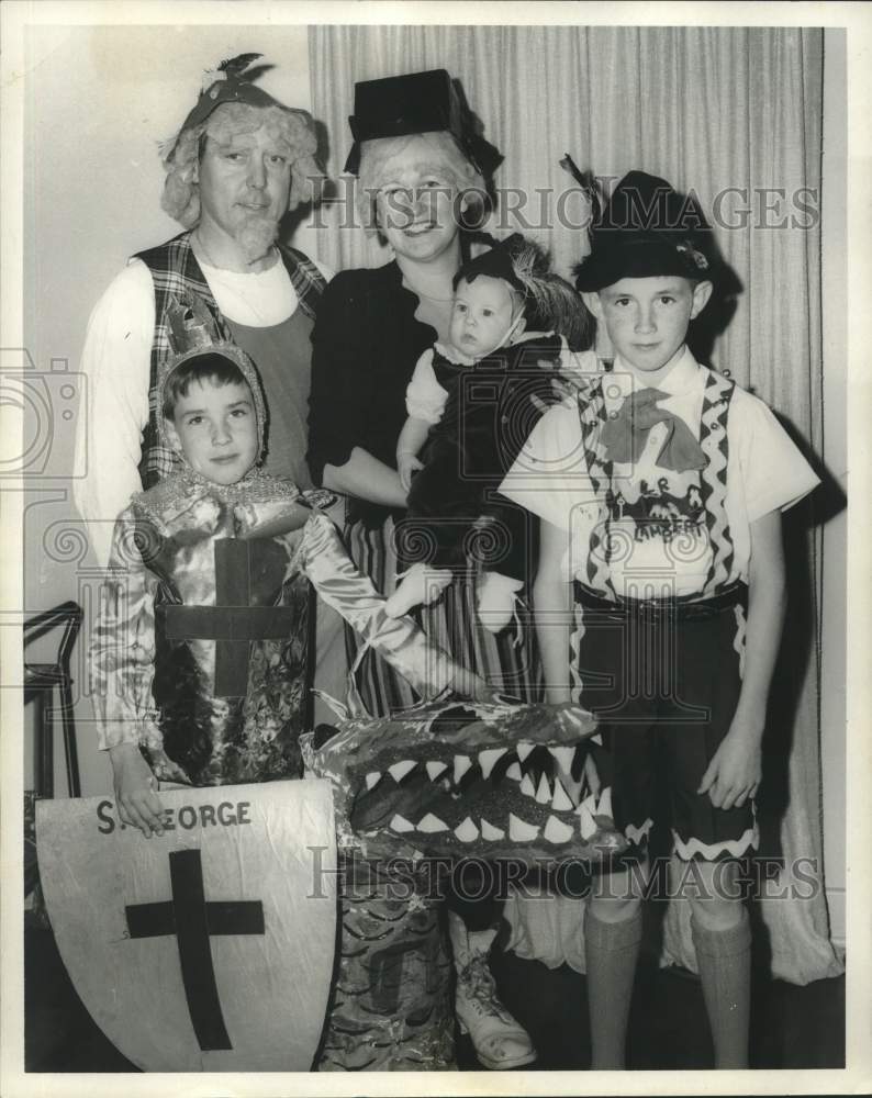 1970 Councilman John Lambert Jr and his Family in costumes - Historic Images