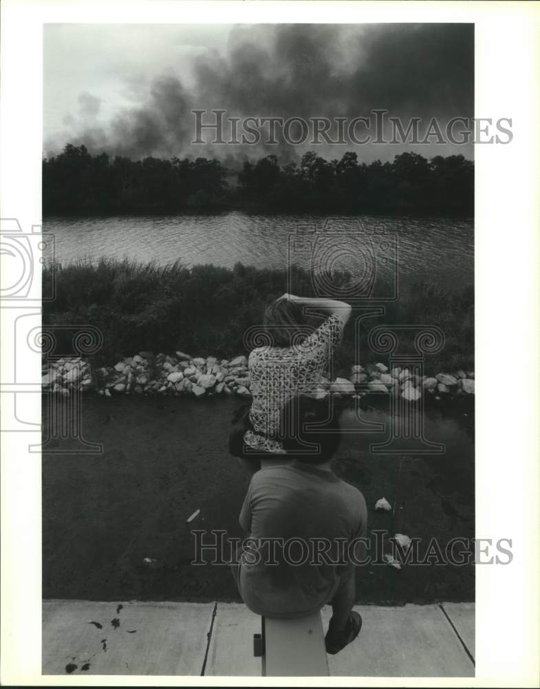 1994 Press Photo A marsh fire engulfed several acres in LaBranche wetlands - Historic Images