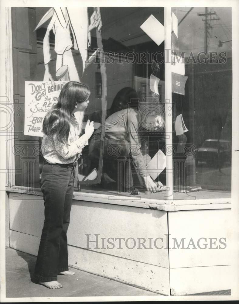 1970 Teens N&#39; Theatre Members Decorate Window, Repertory Theatre-Historic Images