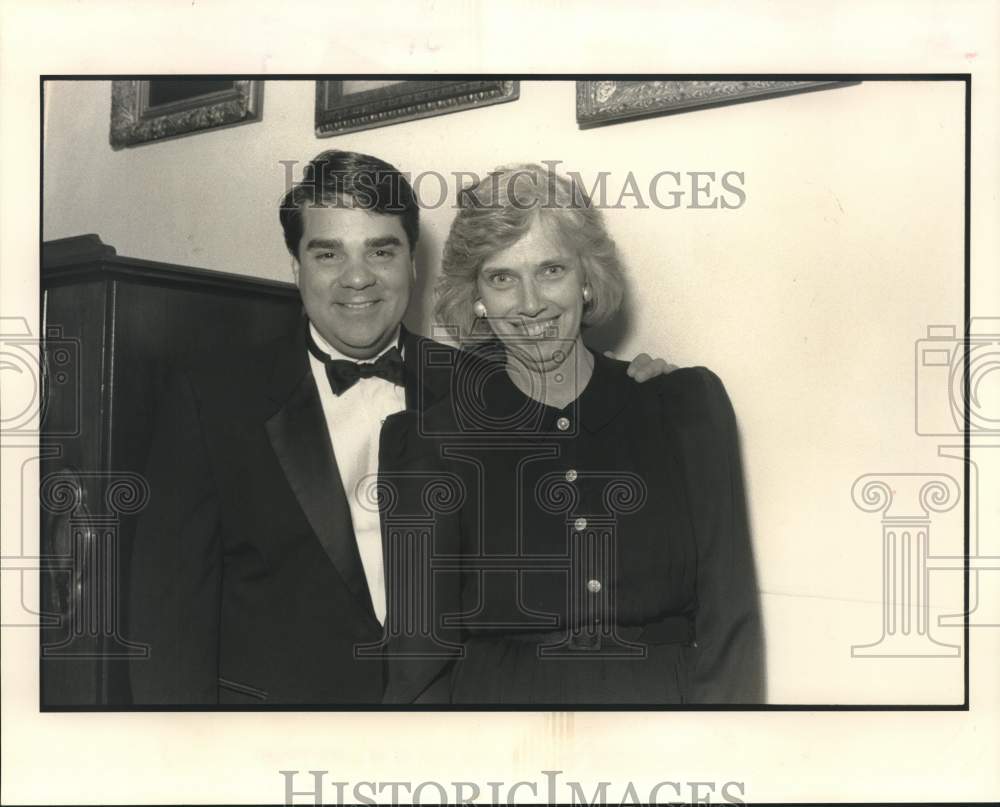 1991 Press Photo Andre de LaBarre and Mary Vanselow during Gala - Historic Images