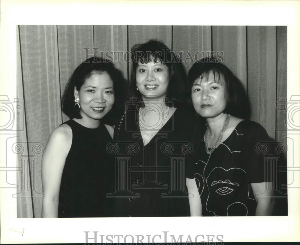 1994 Press Photo Leann Kwan, Tina Owen, Tai Chen Ho at the Asian Gala - Historic Images