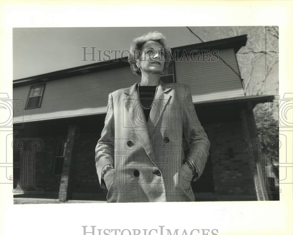 1990 Press Photo Judith LaChute, a social worker with the Advocacy Center - Historic Images