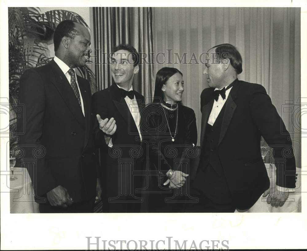 1989 Press Photo International Relationships Bloom At Alliance Francaise - Historic Images