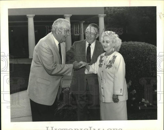 1992 Press Photo Metairie Country Club Party attendees - Historic Images