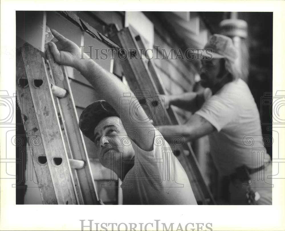 1990 Press Photo Tony and Todd LaBiche, house painters - Historic Images