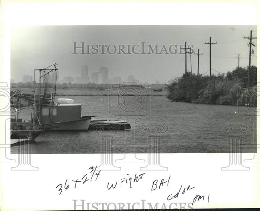 1993 Press Photo Proposed Landfill site planned for both sides of Paris Road - Historic Images