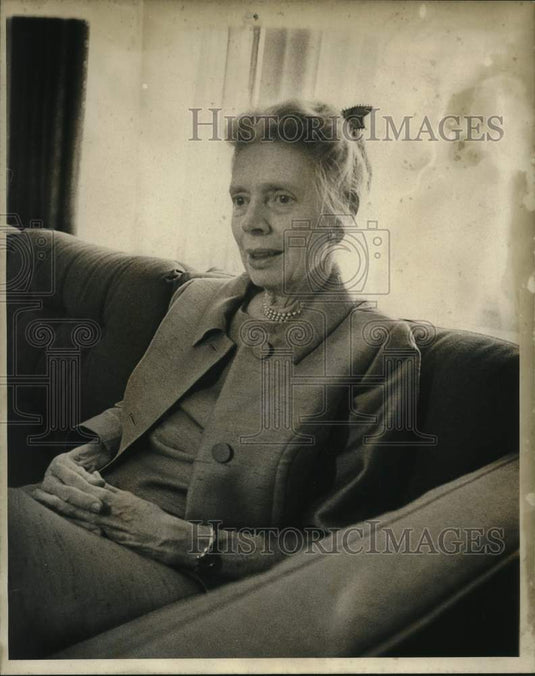 1972 Press Photo Katherine Laich, arrived in New Orleans to address ALA members - Historic Images