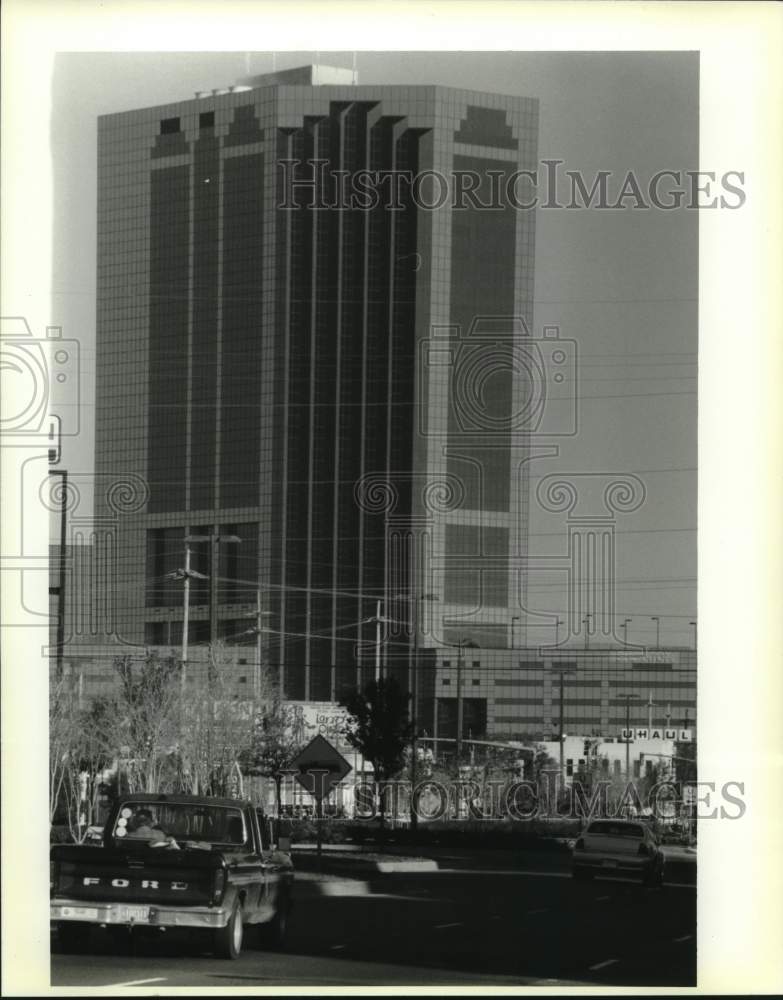 1994 Press Photo The Lakeway office complex in Metairie - Historic Images