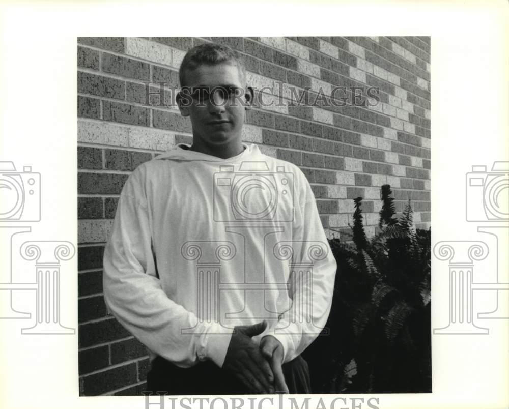 1992 Press Photo St. Paul&#39;s High School junior Ross Lagarde - Historic Images