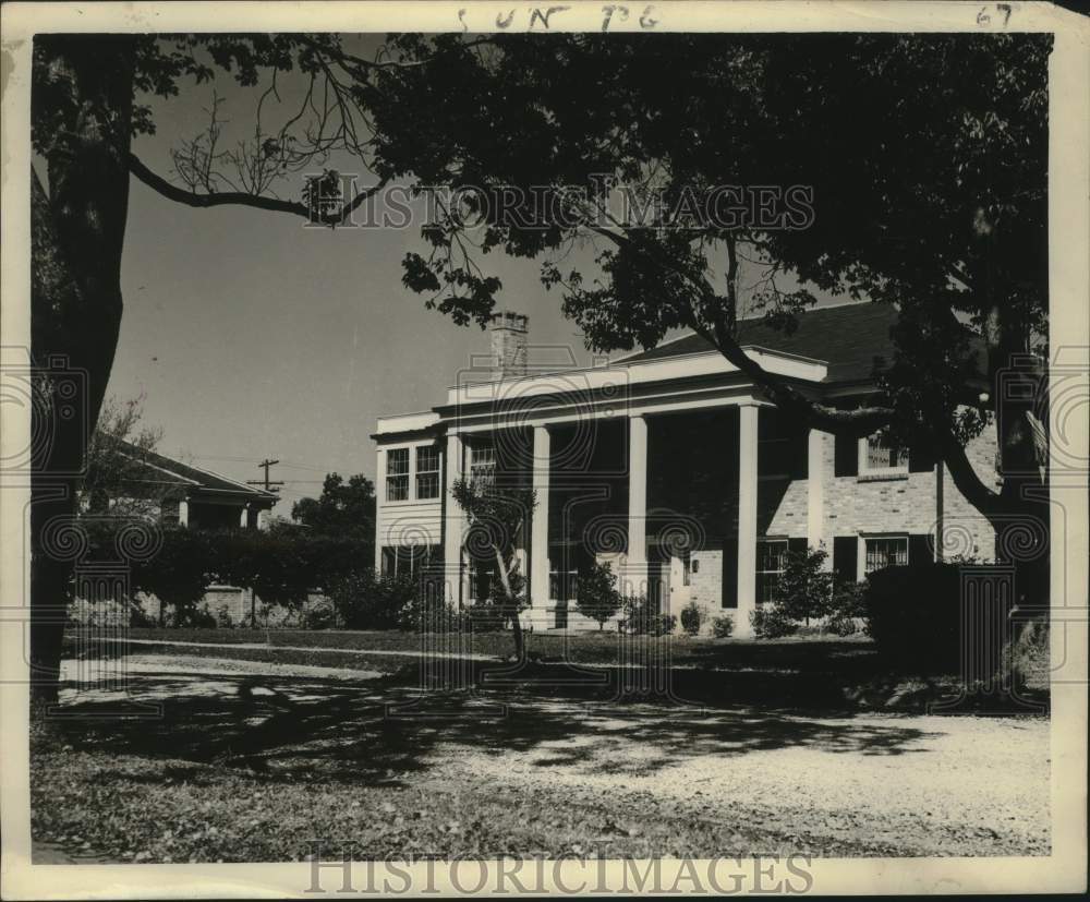 1950 Mansion at 5957 Louis XIV Street-Lakeview, Louisiana-Historic Images