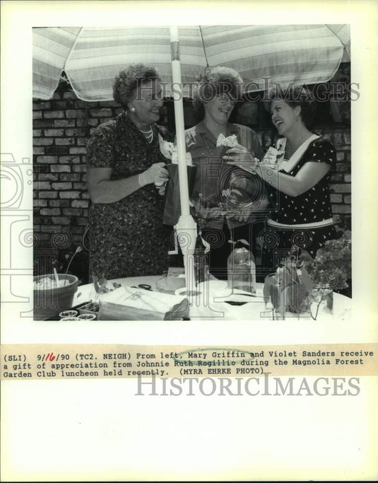 1990 Press Photo Magnolia Forest Garden Club Luncheon - Historic Images