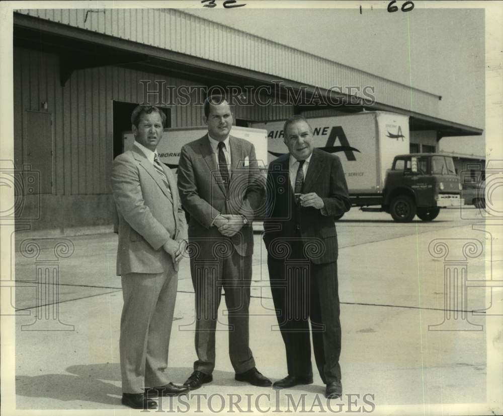 1972 Press Photo Air cargo complex dedication at at LaFon Air Park, New Orleans - Historic Images