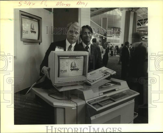 1989 Press Photo Jim Iv & Dinesh Damji Shah of Ricoh Corp. display copy machine - Historic Images