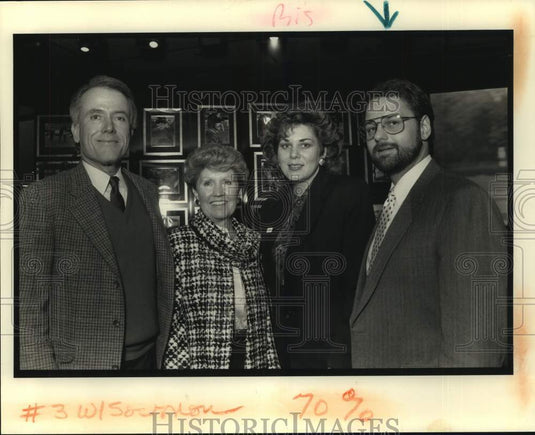 1990 Press Photo Bennett & Evon Powell, Vickie & Bryan Krantz at Ozanam Inn - Historic Images
