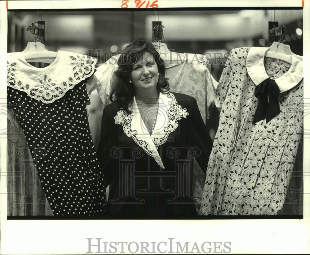 1987 Press Photo Nancy Johnson, Fashion Designer - Historic Images