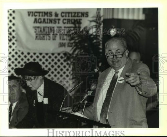 1995 Press Photo Sandy Krasnoff, President of Victims & Citizens Against Crime - Historic Images