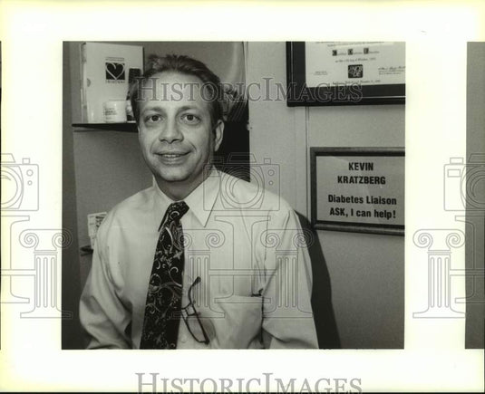 1995 Press Photo Kevin Kratzberg, director of Diabetes Educational & Support - Historic Images
