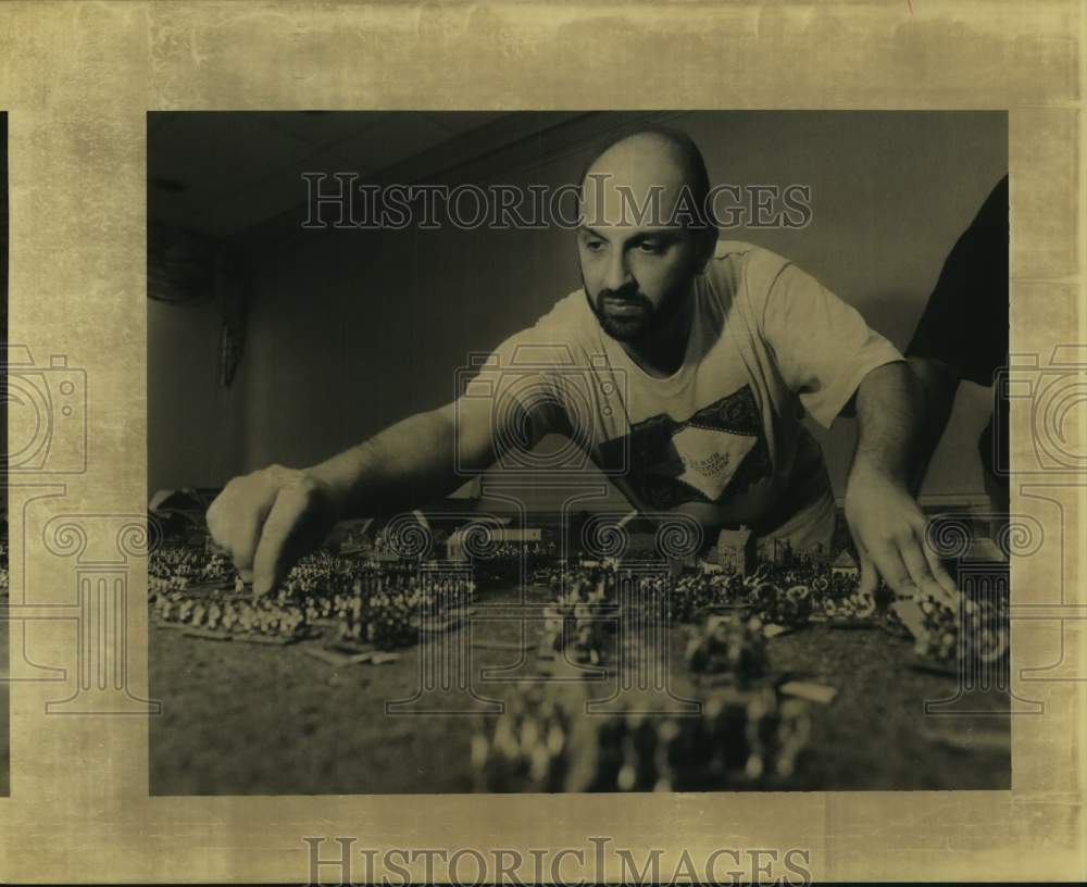 1993 Press Photo Joey Lacour with his recreation of the Battle of Dresden - Historic Images