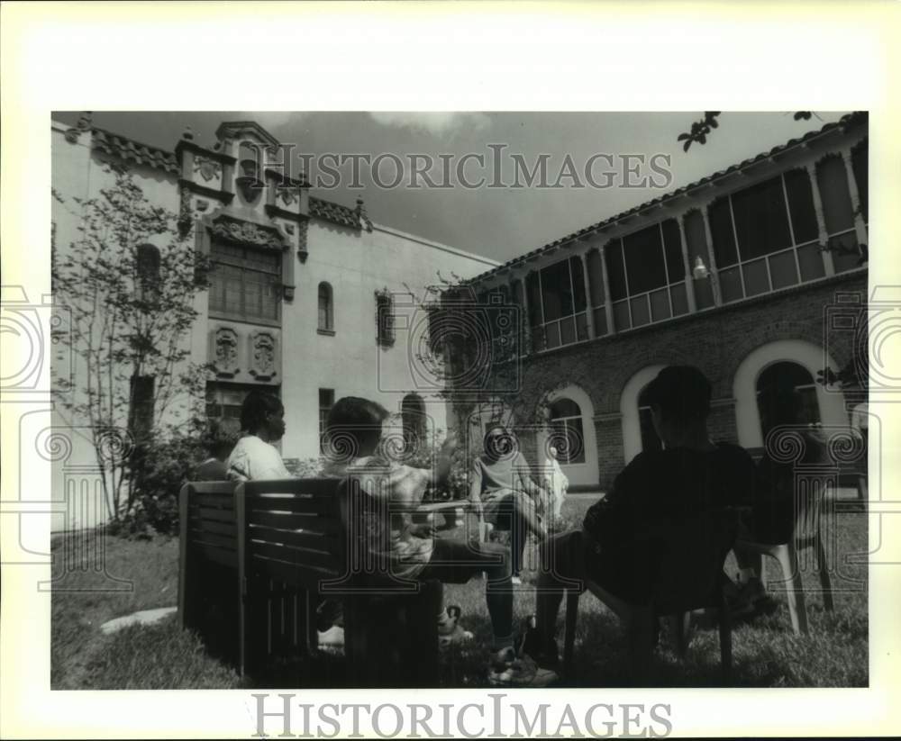 1993 Press Photo Hope Haven, a private facility owned by Catholic Charities - Historic Images