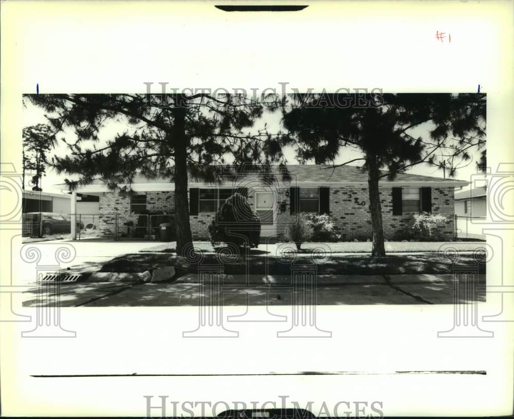 1989 Press Photo House on 3908 Volpe Drive - Historic Images