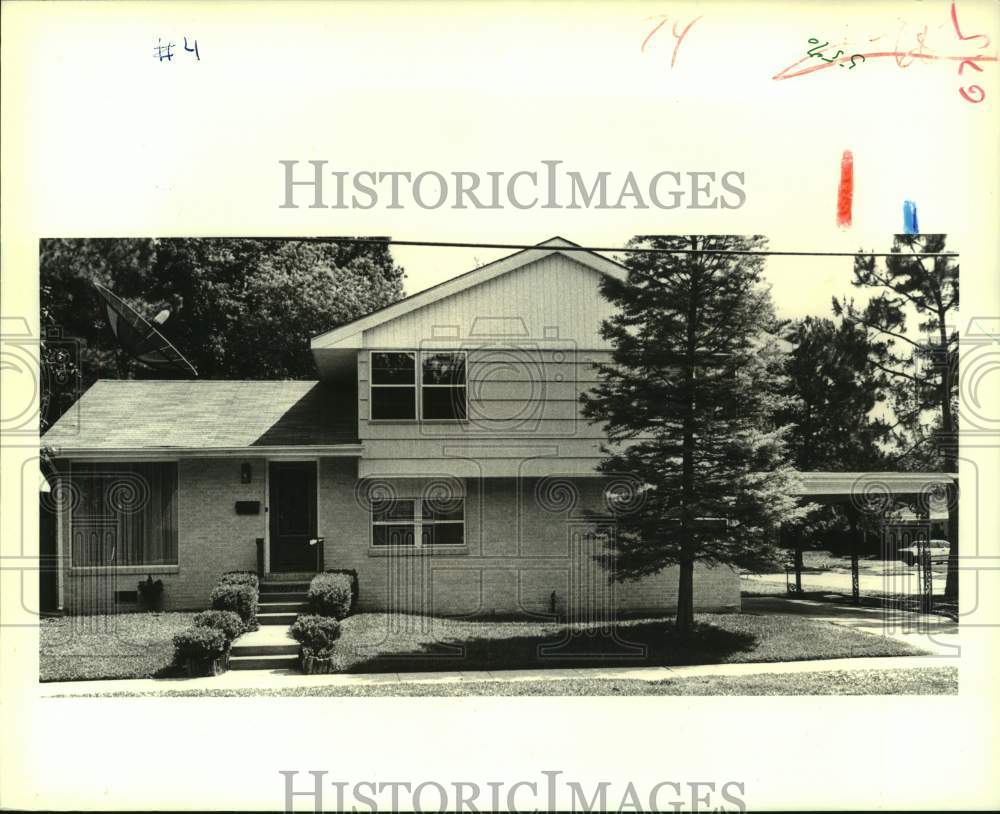 1989 Press Photo House on 10027 St. Paul in River Ridge- Housing - Historic Images