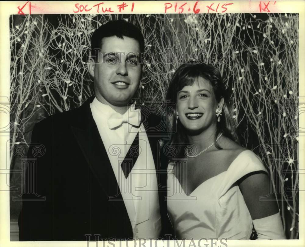 1994 Press Photo James Reiss, Katie Lewis at Mid Winter Cotillion - Historic Images