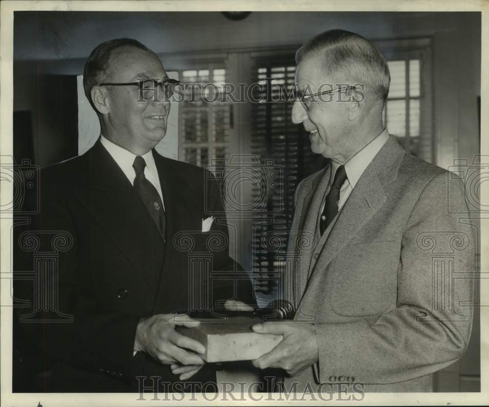 1952 Press Photo Dr. Fred D. Ketchum congratulated by Allen H. Generes - Historic Images