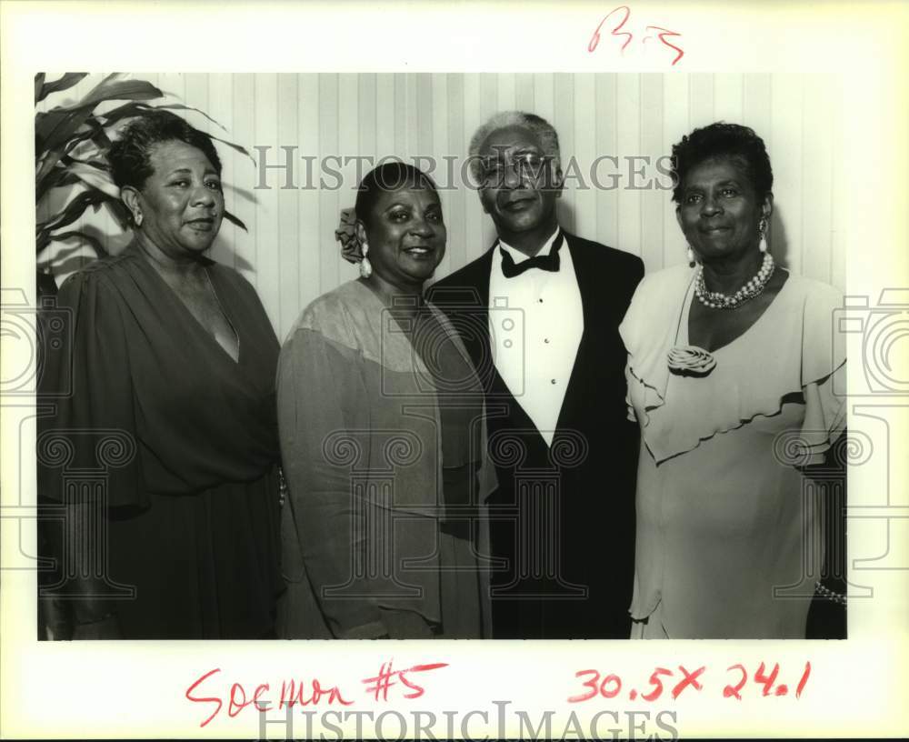 1994 Press Photo Attendees At Urban League Black Tie Event - Historic Images