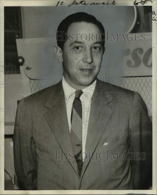1953 Press Photo David J. Hopkins - nob67271-Historic Images